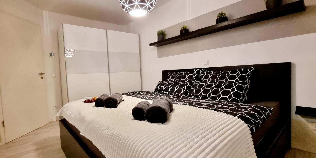 New Modern Selfcheckin Publicfreeparking Highspeed Wifi Kingsizebed Apartment Baden-Baden Luaran gambar