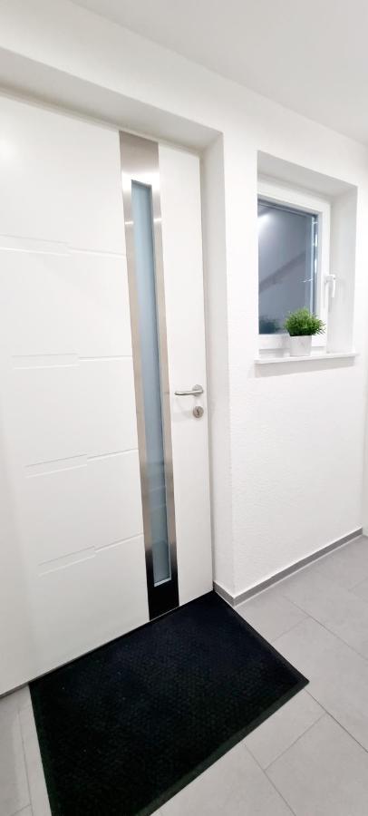 New Modern Selfcheckin Publicfreeparking Highspeed Wifi Kingsizebed Apartment Baden-Baden Luaran gambar