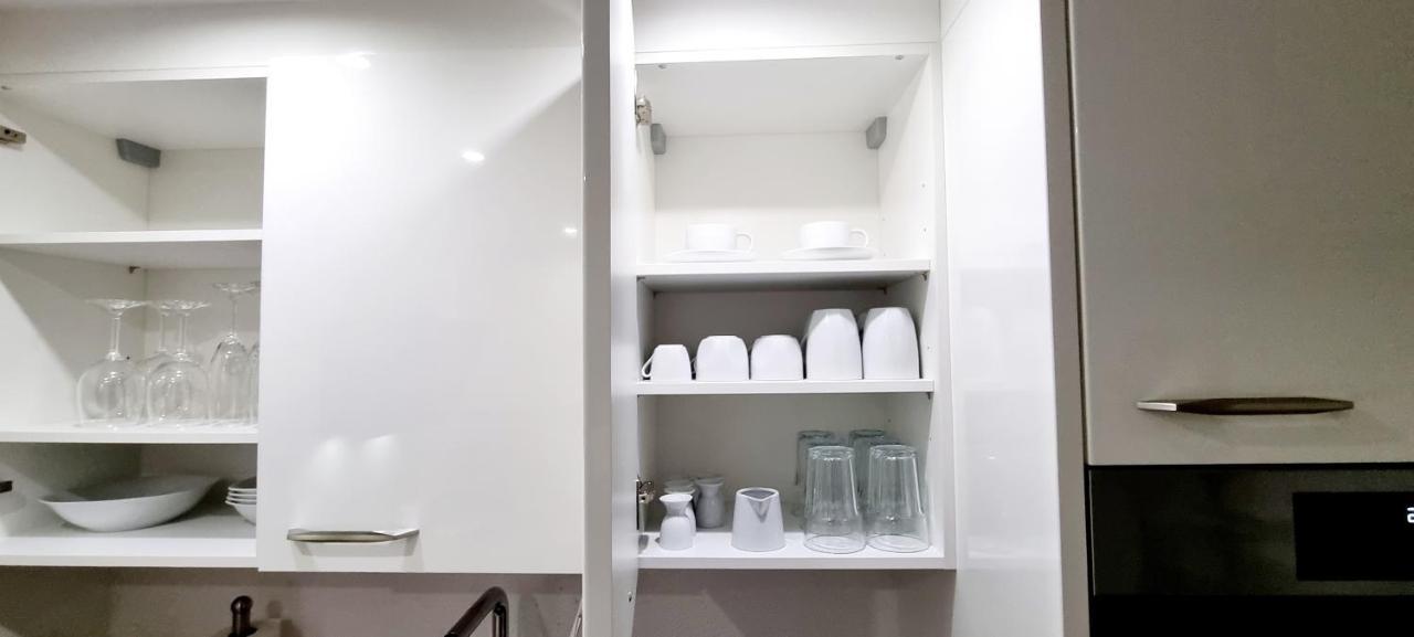 New Modern Selfcheckin Publicfreeparking Highspeed Wifi Kingsizebed Apartment Baden-Baden Luaran gambar