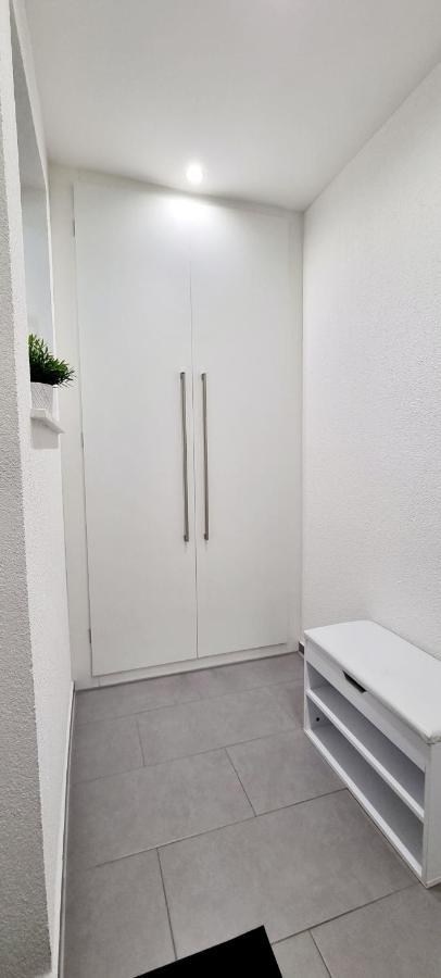 New Modern Selfcheckin Publicfreeparking Highspeed Wifi Kingsizebed Apartment Baden-Baden Luaran gambar
